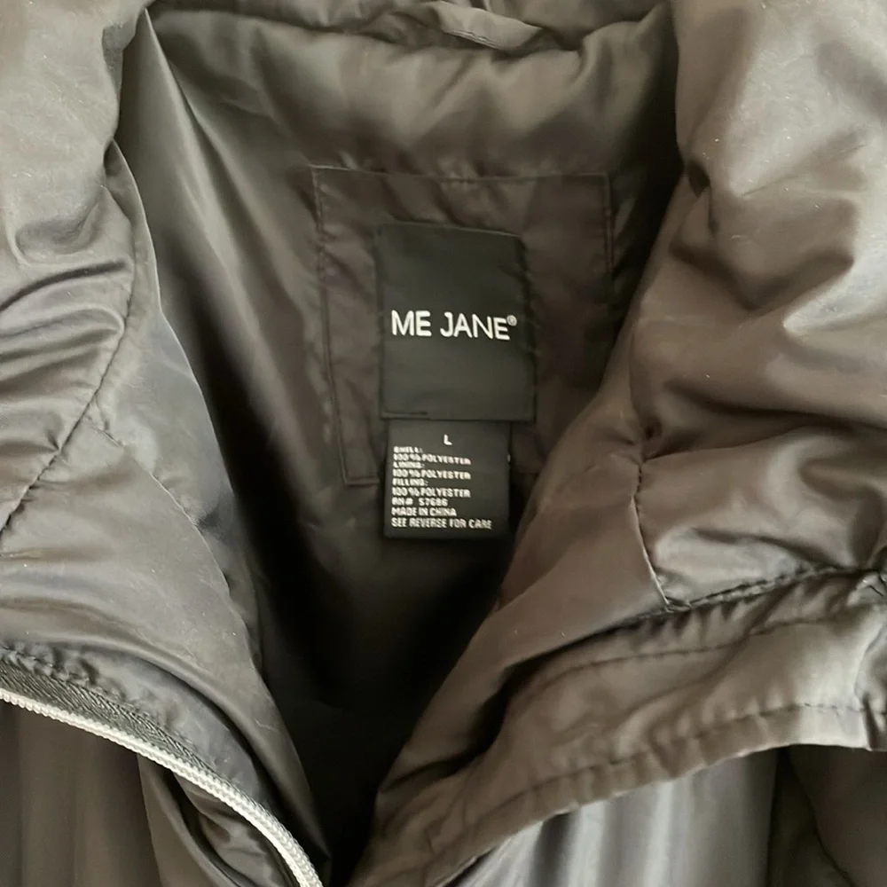 Puffer Jacket - Picture 2 of 9
